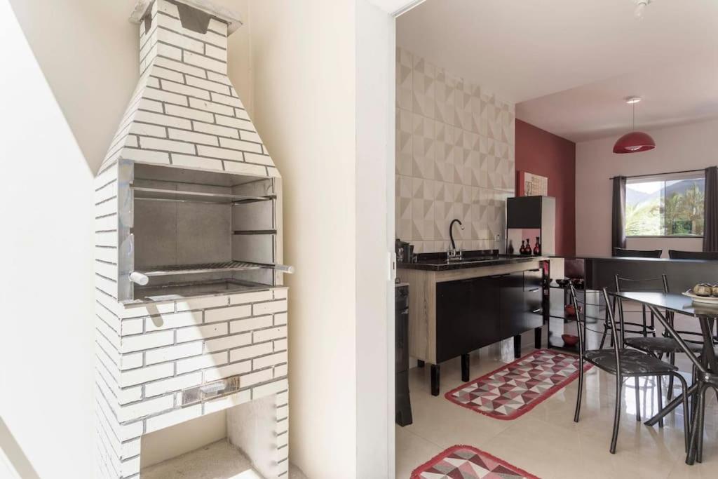 Em Maranduba Apartment *